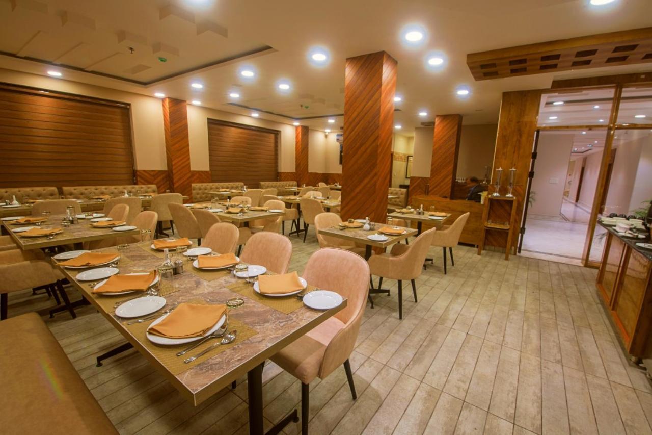 Shivaay Morex- A Vegetarian Hotel Dharamshala Exterior foto